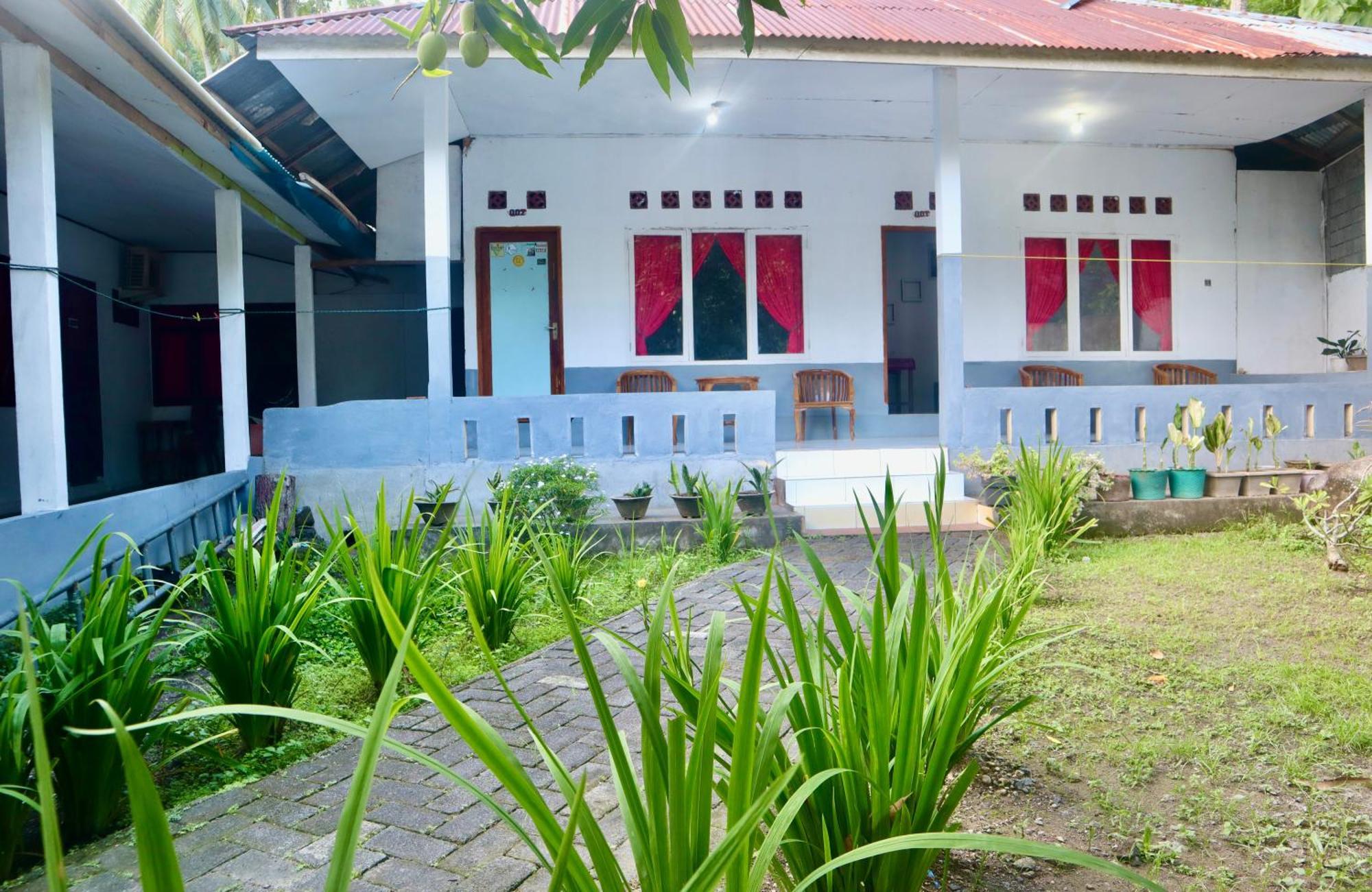 Tarsius Home Stay Rinondoran Exterior photo